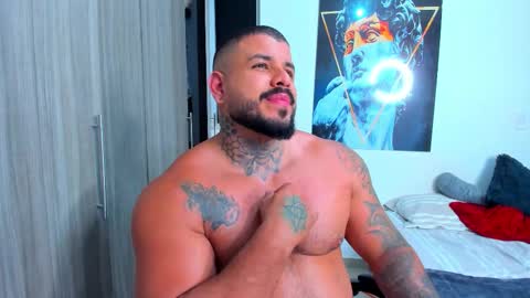 Snapshot of mario_teran chatting on 10.17.25 Mario Teran online show from 10.17.25