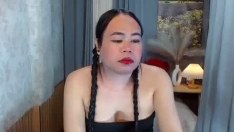 LEAH online show from 03.26.26