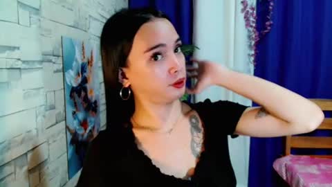 Snapshot of marishkafoxx chatting on 06.29.26 marishka online show from 06.29.26