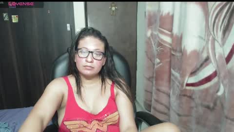 Snapshot of maritsa_millerr chatting on 12.31.24 maritsa online show from 12.31.24