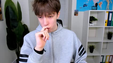 Mark online show from 04.06.26