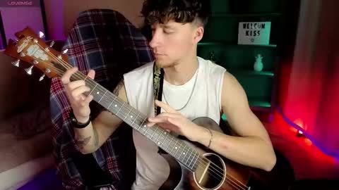 Snapshot of mark_caron chatting on 09.28.25 mark_caron online show from 09.28.25