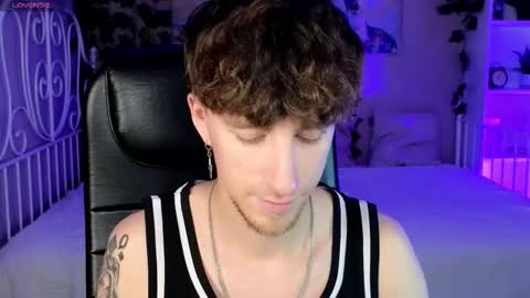 Snapshot of mark_caron chatting on 09.30.25 mark_caron online show from 09.30.25