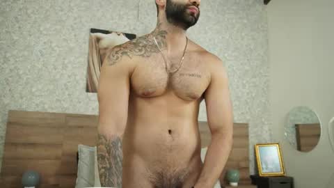 Mark online show from 03.04.25