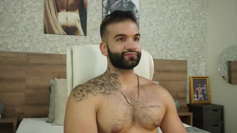 Mark online show from 03.11.25