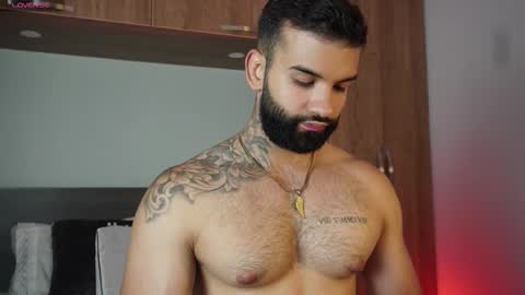 Mark online show from 10.03.25