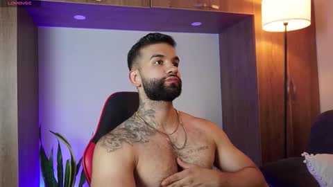 Mark online show from 11.26.25