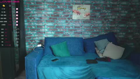 Mark online show from 01.10.25