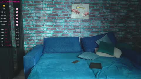 Mark online show from 01.20.25