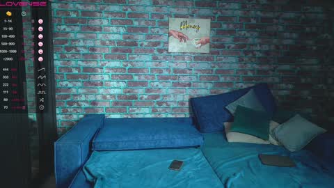 Mark online show from 01.20.25