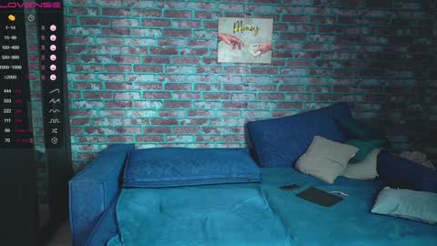 Mark online show from 01.26.25