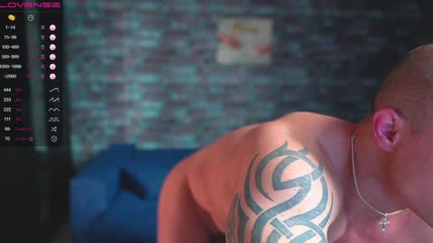 Mark online show from 02.01.25