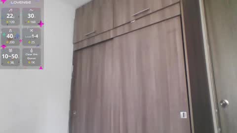 Snapshot of mark_rut chatting on 12.22.24 MODEL Mark Rut online show from 12.22.24