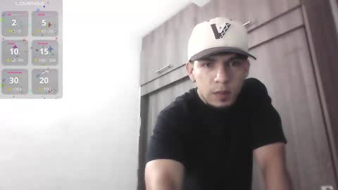 Snapshot of mark_rut chatting on 12.27.24 MODEL Mark Rut online show from 12.27.24