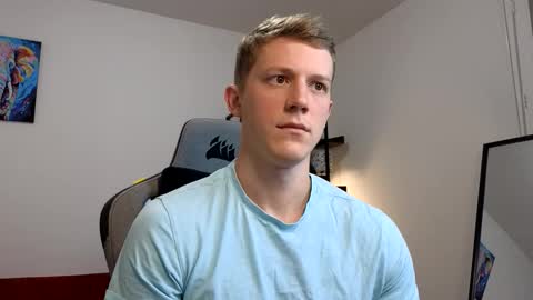 Snapshot of mark_shturman chatting on 12.22.25 mark_shturman online show from 12.22.25