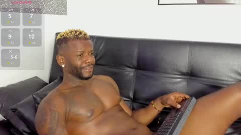 Snapshot of mark_vega chatting on 03.11.26 Mark online show from 03.11.26