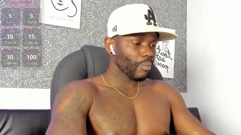 Snapshot of mark_vega chatting on 04.09.26 Mark online show from 04.09.26