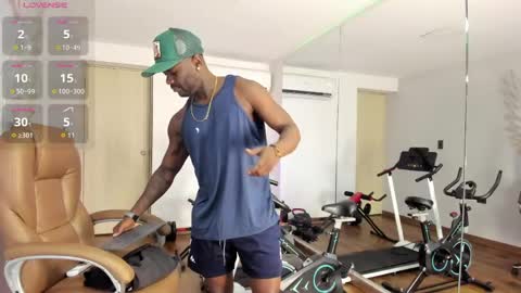 Snapshot of mark_vega chatting on 04.15.26 Mark online show from 04.15.26