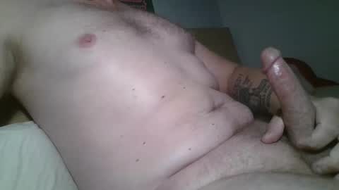 Snapshot of markinside chatting on 10.21.25 markinside online show from 10.21.25