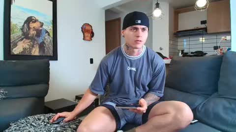 Snapshot of marko_toro__ chatting on 09.09.25 Sebastian online show from 09.09.25