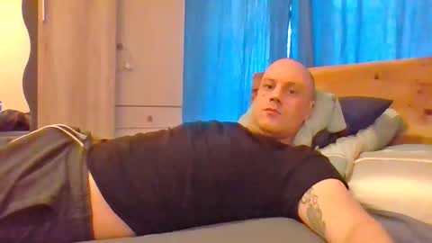 markus_7 online show from 10.26.25