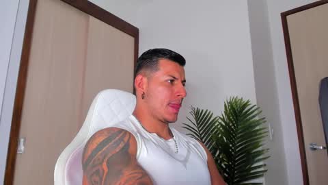 Snapshot of markus_blass chatting on 02.10.25 markus... Y online show from 02.10.25