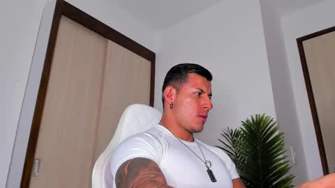 Snapshot of markus_blass chatting on 02.16.25 markus... Y online show from 02.16.25