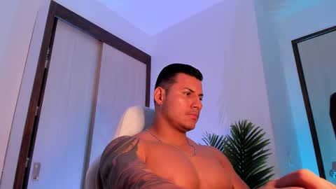 Snapshot of markus_blass chatting on 02.25.25 markus... Y online show from 02.25.25