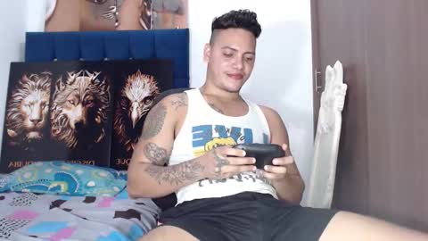 Snapshot of markvegan chatting on 01.05.25 markvegan online show from 01.05.25