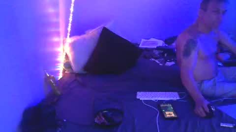 markymark101825061 online show from 01.10.25