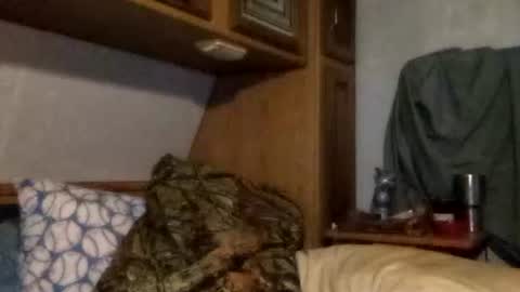 markymark101825061 online show from 12.21.25