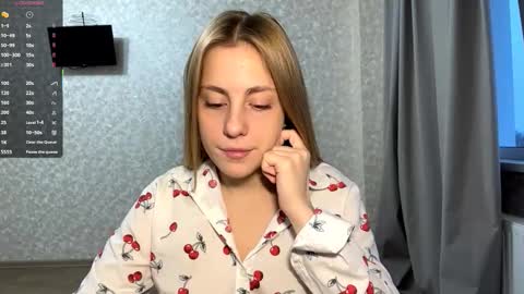 Snapshot of marlenagehlert chatting on 11.05.25 Olivia online show from 11.05.25