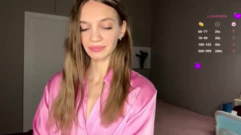 Maja online show from 11.07.25