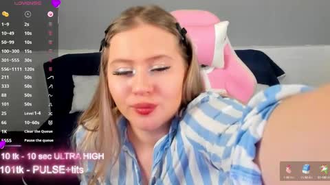 Snapshot of marmel199 chatting on 03.07.25 Liza online show from 03.07.25