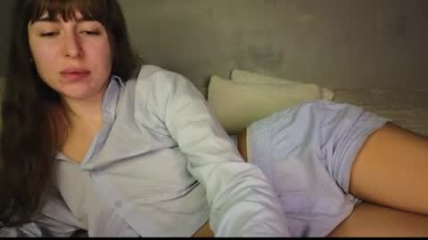 Snapshot of maroonaaa chatting on 06.19.26 Mary online show from 06.19.26
