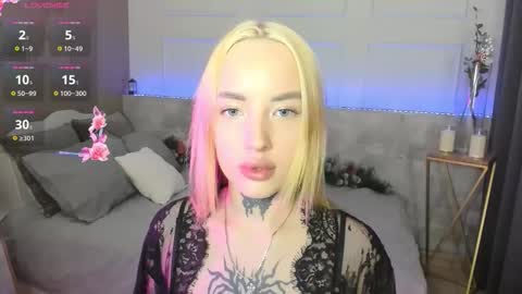 Marquise online show from 12.21.25