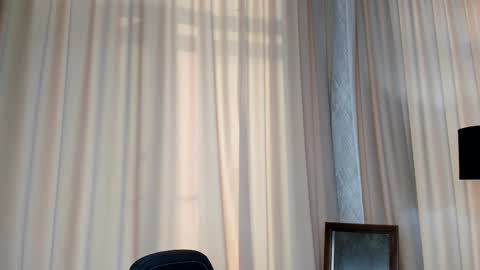 Snapshot of marrie_coy chatting on 03.08.25 Marrie online show from 03.08.25