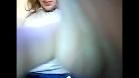 Snapshot of marriedcouple929 chatting on 11.05.25 marriedcouple929 online show from 11.05.25