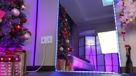 Mary online show from 12.20.24