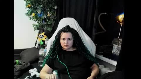 Marishka online show from 09.18.25