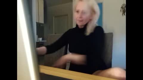 MaryGoRound online show from 06.07.26