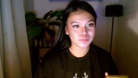 Wenwen online show from 02.04.25