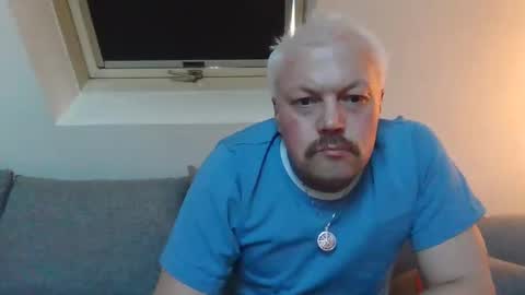 Snapshot of mars0481 chatting on 03.08.25 mars0481 online show from 03.08.25