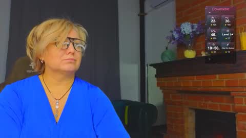 Snapshot of marta_wils chatting on 11.03.25 marta_wils online show from 11.03.25