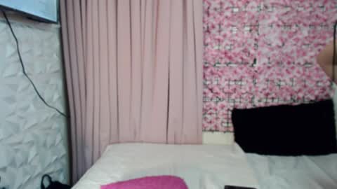 DONT FORGET TO FOLLOW ME AND GIVE ME A THUMBS UP GUYS- martha online show from 10.19.25