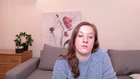 Snapshot of marthasimons chatting on 12.19.24 Martha online show from 12.19.24