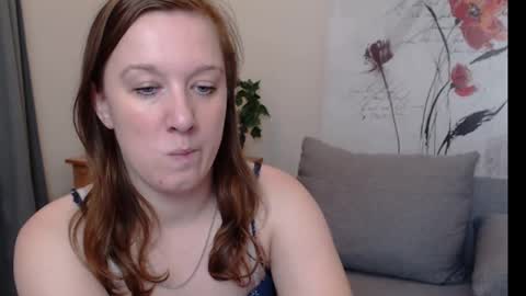 Snapshot of marthasimons chatting on 12.25.24 Martha online show from 12.25.24