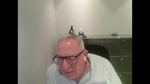 Snapshot of martin_1947 chatting on 02.16.25 martin_1947 online show from 02.16.25