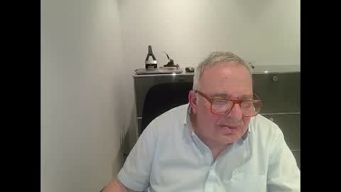 Snapshot of martin_1947 chatting on 02.23.25 martin_1947 online show from 02.23.25