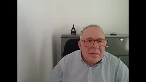 Snapshot of martin_1947 chatting on 09.14.25 martin_1947 online show from 09.14.25